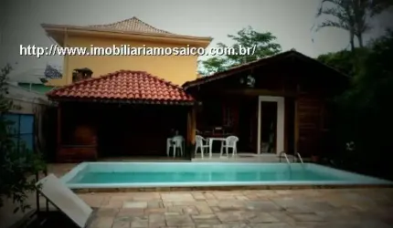 Local de alto padrão - aceita financiamento - reformada - quintal -