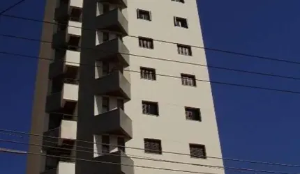 Apartamento andar alto, repleto de armários, no centro da cidade de Jundiaí