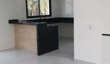 Casa nova de fino acabamento condomínio fechado bairro Medeiros Financiável