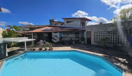 Casa de 03 quartos, sendo uma suÍte em Vilas do Atlântico