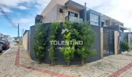 Casa com 2 quartos à venda na Rua Belmiro Amélia, 631, Centro, Balneário Piçarras por R$ 679.000