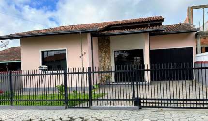 OTIMA CASA ALTO PADRÃO NO CENTRO DE BARRA VELHA