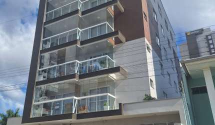 APARTAMENTO COM VISTA MAR