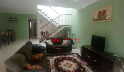 Sobrado com 4 dormitórios à venda, 270 m² por R$ 800.000,00 - Jardim Sevilha - Indaiatuba/SP
