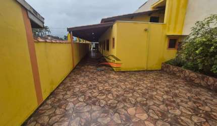 Casa a venda no Bairro Gaivotas, Caraguatatuba