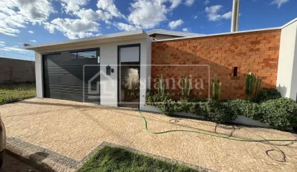 Casa para Venda em Brotas, Jardim Santa Amelia, 3 dormitórios, 1 suíte, 3 banheiros, 2 vagas