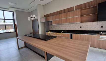 Casa térrea, à venda, 3 suítes, planejados, piscina, Condomínio Dona Maria José, Indaiatuba.