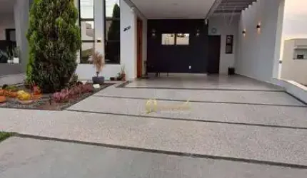 Casa térrea semi nova, à venda, 3 quartos, 1 suíte, planejados, piscina, Condomínio Mantova, Indaiatuba.