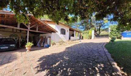 Chácara para locação, 5 suítes, piscina, pomar, Condomínio Mosteiro de Itaici, Indaiatuba.