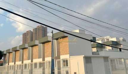 Sobrado à venda, 1 suíte, sacada, Residencial Villagio Gênova, Indaiatuba.