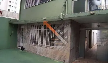 Excelente TERRENO COM CASA COMERCIAL Mooca com  756 metros de terreno SENDO 18,90 FRENTE X 40,00 FUNDOS-50 VAGAS-LOCALIZAÇÃO PRIVILEGIADA