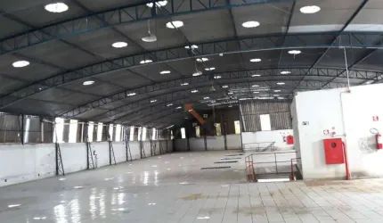 GALPÃO-TERRENO-2030M²A.T+4523A.C-2 ELEVADORES-12 VGS CARRO OU 4 CONTAINERS-12 WCS-REFEITÓRIO-ESCRITÓRIO-VÃO LIVRE-COM RENDA MENSAL -ACESSO A MARGINAL