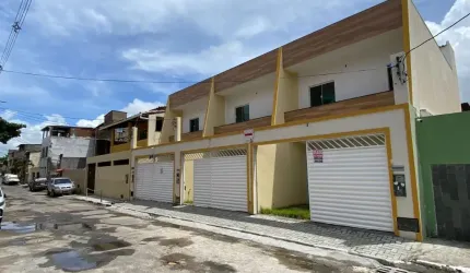 Casa 4/4 Com Suíte Master