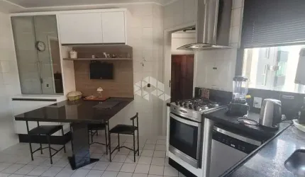 Apartamento no Centro de Florianópolis com três dormitórios.