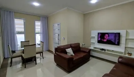 Casa Térrea para Venda em Atibaia, Jardim dos Pinheiros, 3 dormitórios, 1 suíte, 2 banheiros, 2 vagas