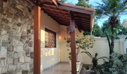 Casas 3 e 4 Quartos para Locação em Atibaia, Cidade Satélite, 4 dormitórios, 1 suíte, 3 banheiros, 2 vagas