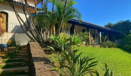 Casa de Campo para Venda em Atibaia, Cidade Satélite, 3 dormitórios, 1 suíte, 4 banheiros, 3 vagas