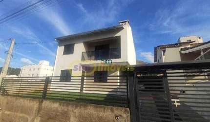 Casa à Venda no Bairro Efapi