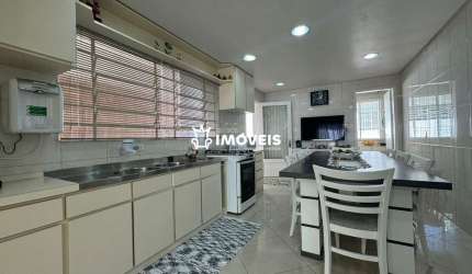 EXCELENTE CASA NO BAIRRO CRUZEIRO COM 03 DORMITÓRIOS