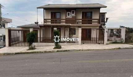 Excelente casa de alvenaria com 2 pisos no Bairro Esplanada com 152,93m² de área