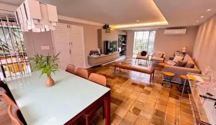 VENDE-SE CASA NO POÇO DA PANELA - 404m² DE ÁREA CONSTRUÍDA - 6 QTOS (5 SUÍTES)