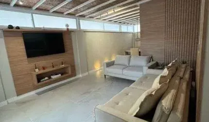 Apartamento em Buraquinho com 2|4, 01G e 127M² (Porteira Fechada)