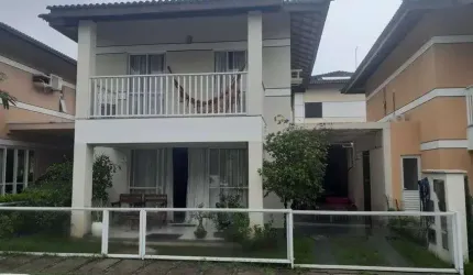 Casa em Stella Maris com 4|4, 02G e 124M²