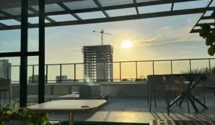 Apartamento na Barra com 1|4, 01G 29M² (Porteria Fechada)