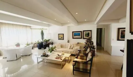 Apartamento em Ondina com 4|4, 03G e 207M²