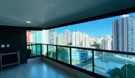Lindo Apartamento 3 quartos revertido para duas suítes no Caminho das Árvores