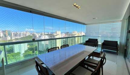 Lindo apartamento 150 m2 com três suítes decorado no Diamond Itaigara Salvador