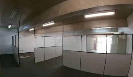 Comercial Sala/Loja Condomínio em São José do Rio Preto