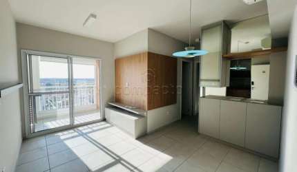 Apartamento com 2 Quartos (1 Suíte) para alugar - High Redentora