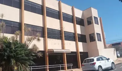 PRÉDIO COMERCIAL