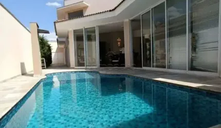 Casa Condomínio
