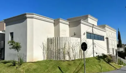 Casa Condomínio