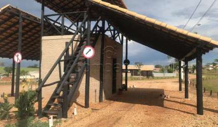 Terreno Condomínio em Mendonça