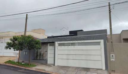 Casa Padrão em São José do Rio Preto