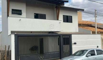 Casa Sobrado em Cedral