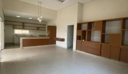 Comercial Casa em São José do Rio Preto