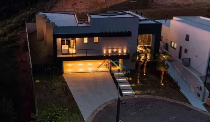 Casa com 3 dormitórios à venda, 272 m² por R$ 3.000.000 - Condomínio Residencial Campos do Conde - Bragança Paulista/SP