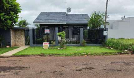 Casa a venda, lote de esquina