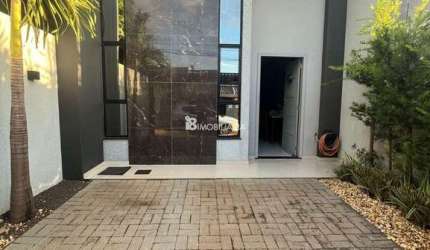 Excelente casa semimobiliada disponível para venda