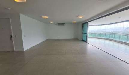 Apartamento para venda com 331 metros quadrados com 4 quartos