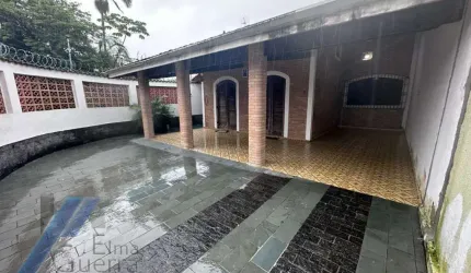 Ubatuba, Itaguá - Casa mobiliada com 03 dormitórios, sendo 01 suíte proximo da praia.