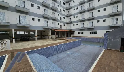 Ubatuba, Praia da Maranduba - Hotel à 500 metros do mar com 38 Suítes, com área de lazer.