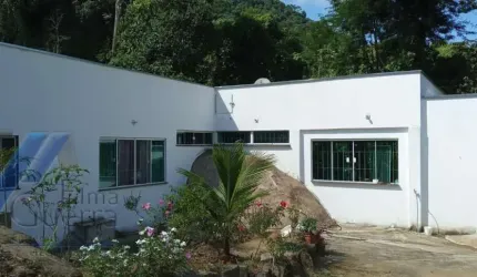 Ubatuba, Sertão Ubatumirim - Área com 22.000 mts2 e área construida de 202 m2, com escritura.