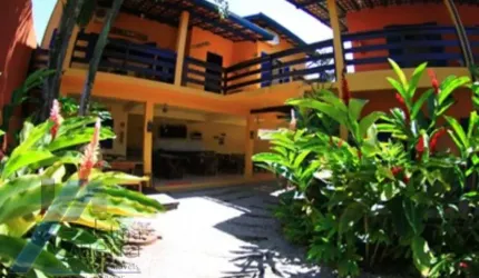 Ubatuba, Vila da Itamambuca - Pousada em funcionamento com 12 suítes mais 02 flats..