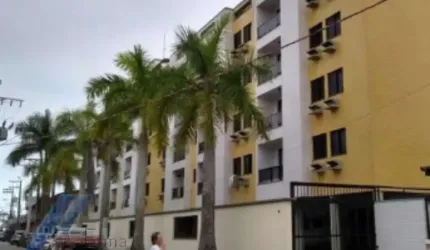 Ubatuba, Praia Grande - Apartamento com 02 dormitórios sendo 01 suíte a 200 metros do mar.
