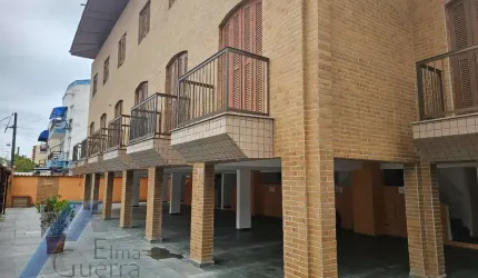 Ubatuba, Praia Grande - Apartamento com 01 dormitório a 300 metros do mar.